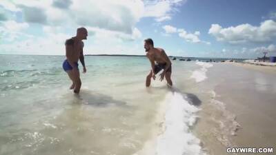 Wesley Woods - The Beach - ? - boyfriendtv.com